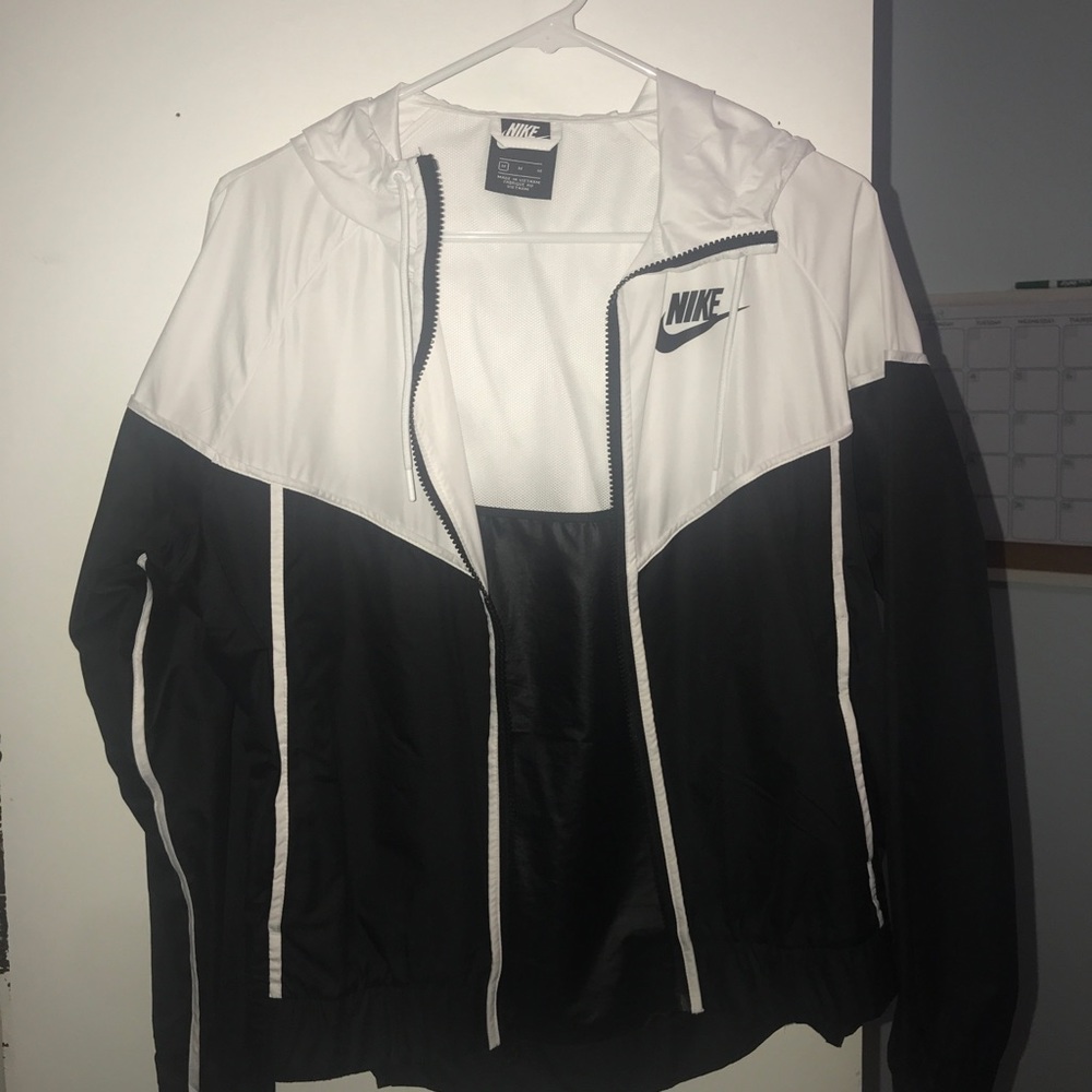 nike black and white rain jacket